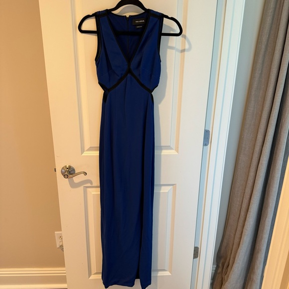 Yigal Azrouël Blue & Black Maxi Evening Gown Sleeveless with V-Neck | Size 2 - Picture 4 of 12